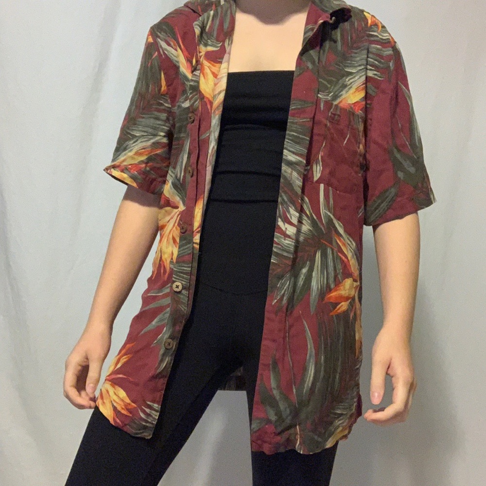 Hawaiian button up shirt